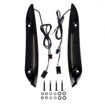 Custom Dynamics, LED-Windschutzscheibenverkleidung mit zusätzlichen Blinkern